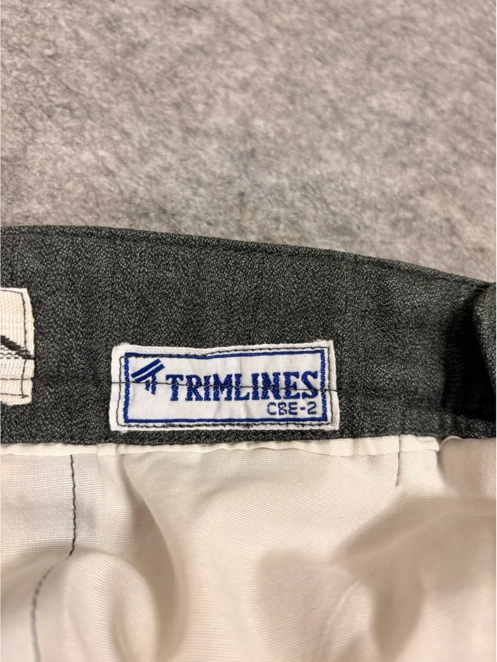 Vintage Trimlines Charcoal cropped pants size 38